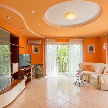 Apartment Dean أوماغ المظهر الخارجي الصورة