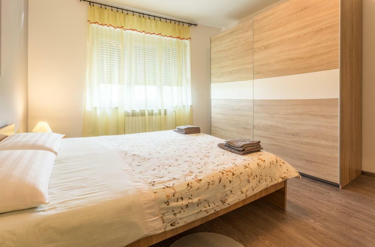 Apartment Dean أوماغ المظهر الخارجي الصورة