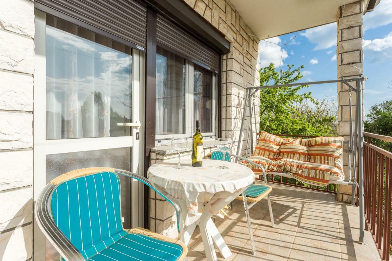 Apartment Dean أوماغ المظهر الخارجي الصورة