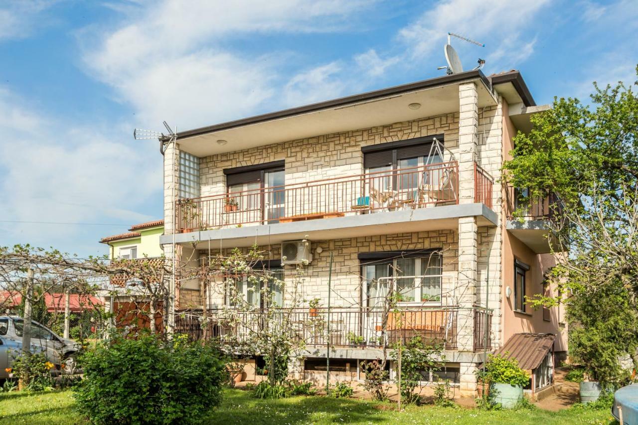 Apartment Dean أوماغ المظهر الخارجي الصورة